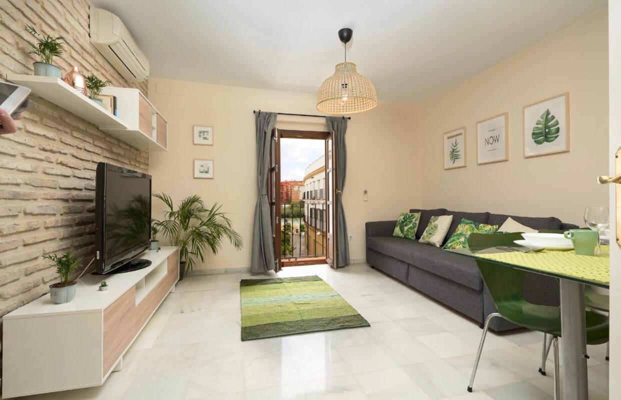 Apartamentos Y Lofts En Triana Seville Exterior photo